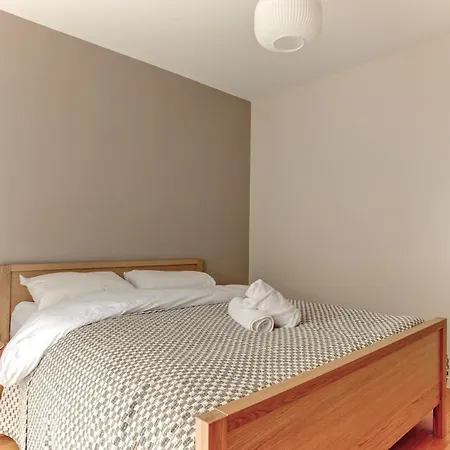 Le Tocqueville - * Βερσαλλίες