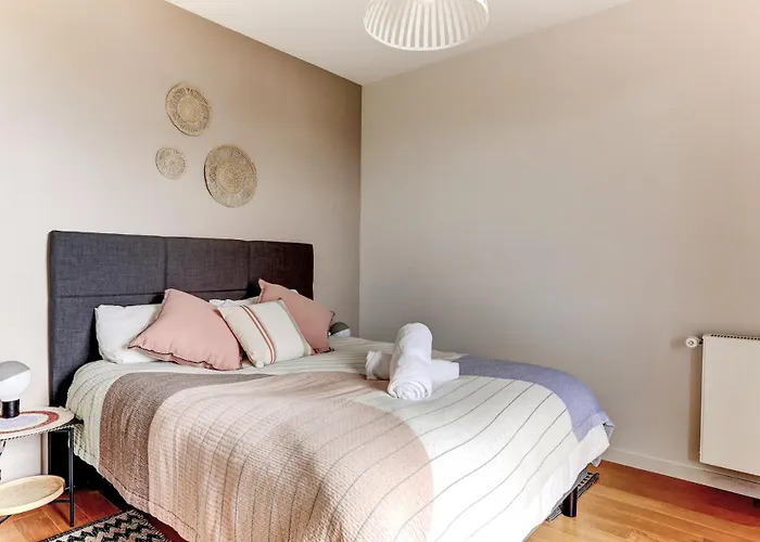 Le Tocqueville - Apartment *